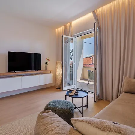 Apartment Na Broju3 3*