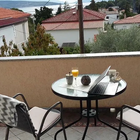 Apartment Na Broju3 3* Krk Town