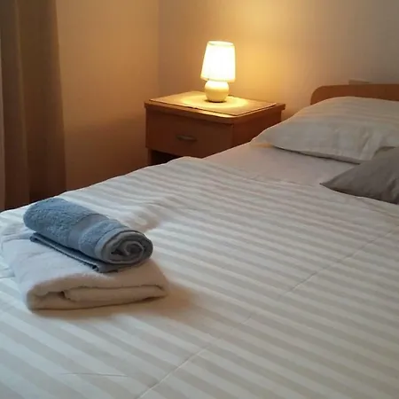 Guest house Apartment Na Broju3