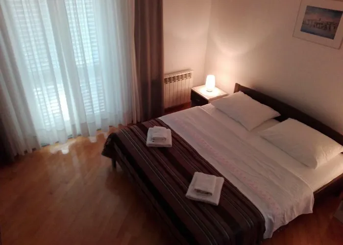 Hotel Sobe Tonica Krk Town